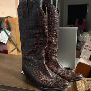 Brown Crocodile Pattern Cowboy Boots